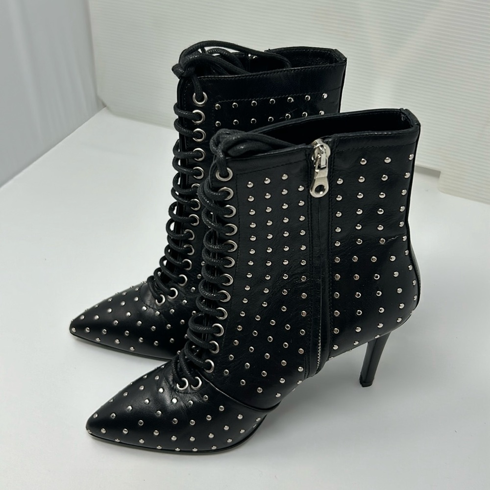 NEW ARCHIVE BOOTS